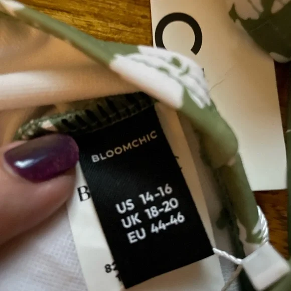 BloomChic Olive Floral Swimsuit Aline Dress size 14/16 1X - Picture 3 of 5